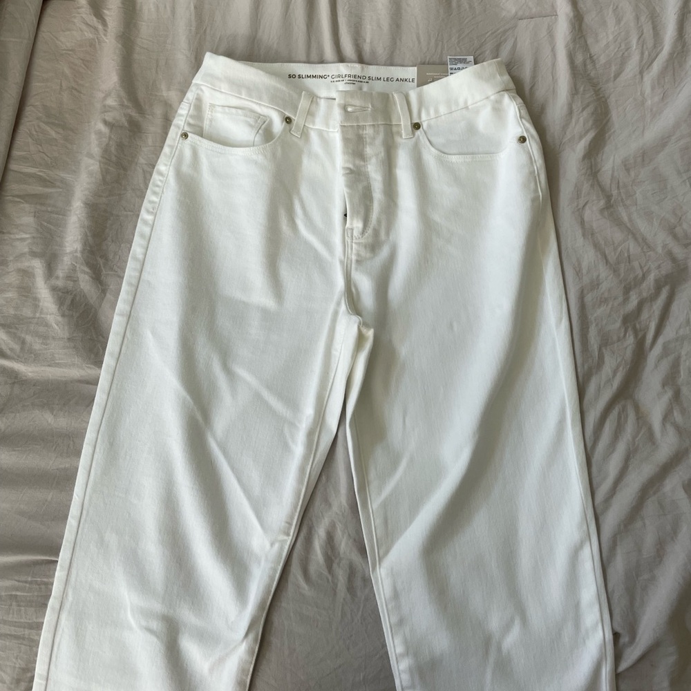 Chicos so slimming girlfriend slim leg ankle pants; size 6R